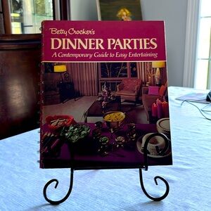 VINTAGE BETTY CROCKER COOKBOOK